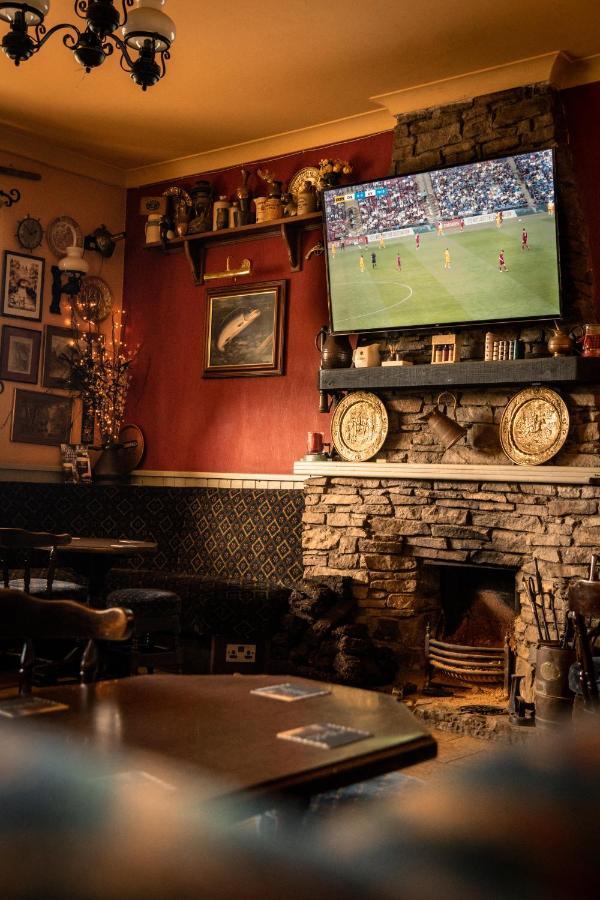 The Village Inn Bohola Luaran gambar